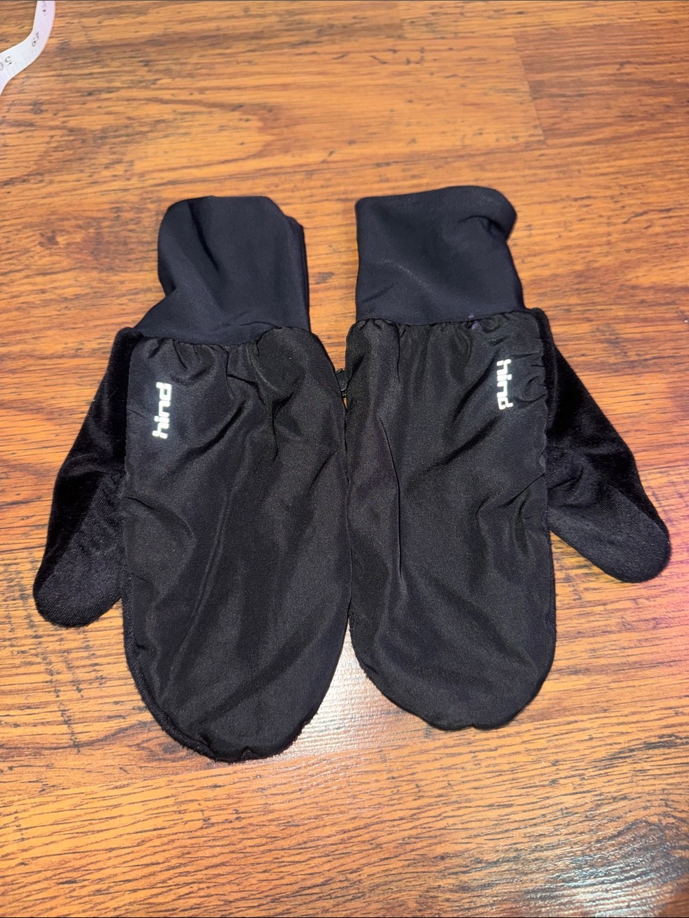 Hind Mittens 29.T